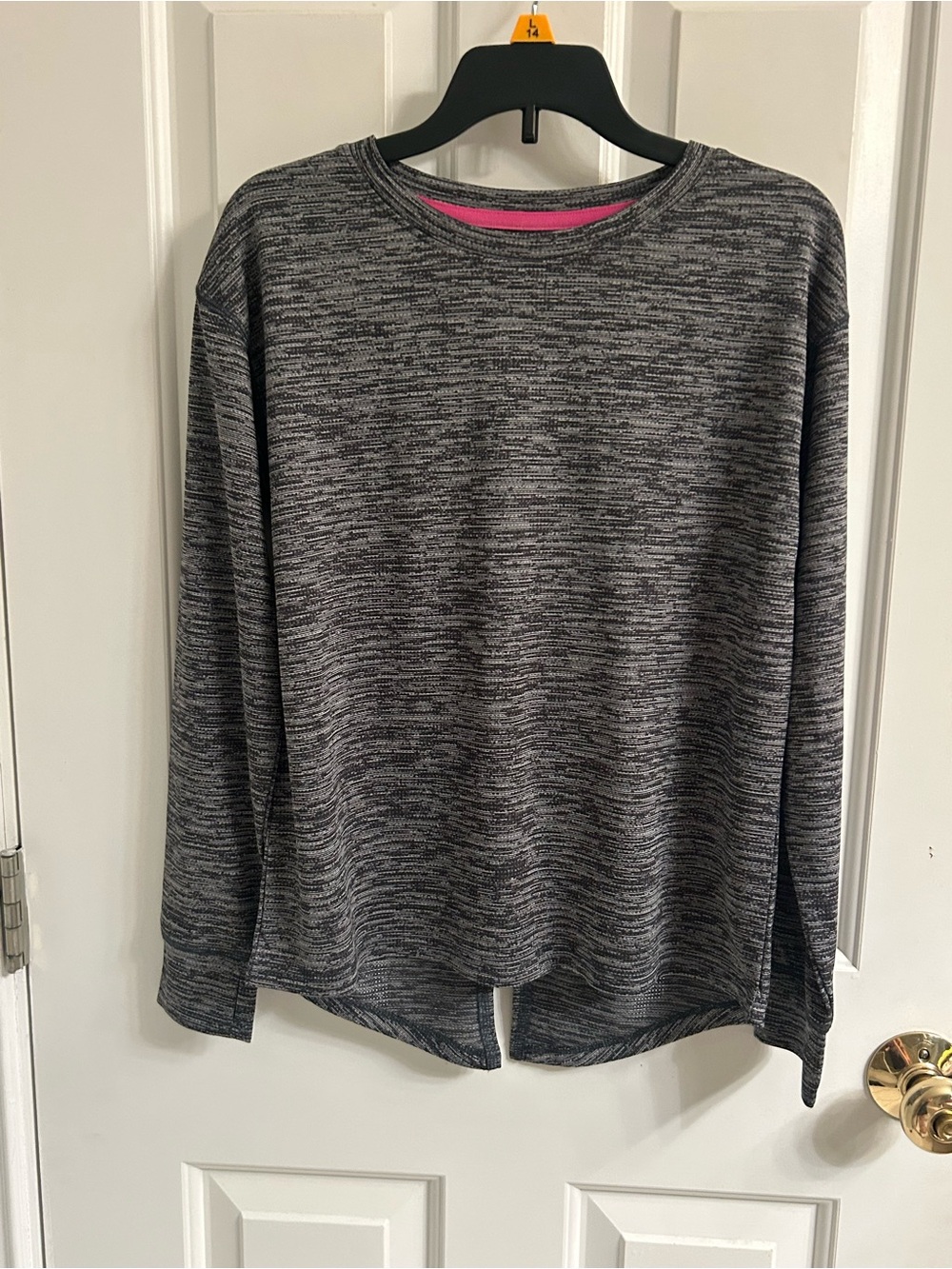 NWT-Girls Xersion Gray Heather Long-Sleeve Dri-Fit Top